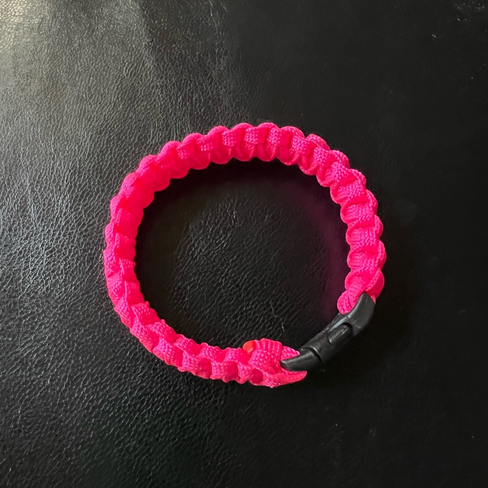 Bison neon pink paradors bracelet.